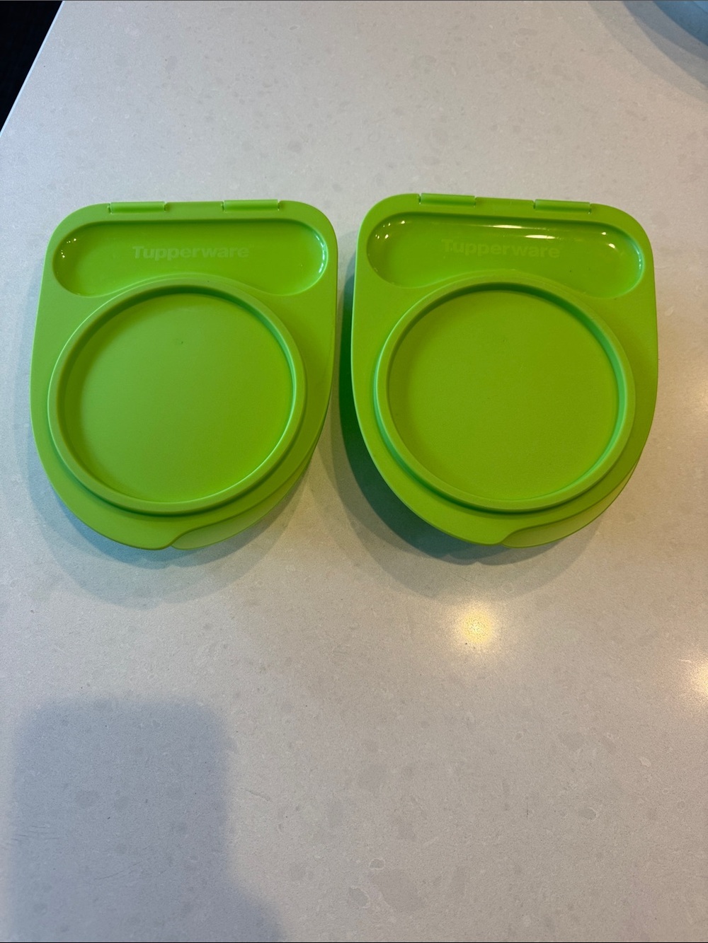 Tupperware lunch set baby 7558a-3 Lime Green Snack & Dip Duo